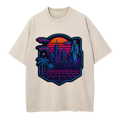 Cyberpunk City - Vintage T-shirt - Off White