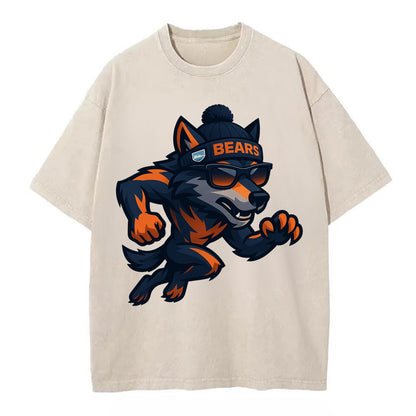 Chicago Wolf wearing Bears beanie with Lake Michigan patch and wayfarer sunglasses - Vintage T-shirt - Off White