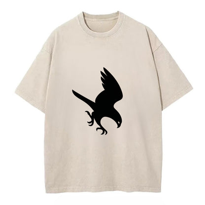 Hawk diving for prey - Vintage T-shirt - Off White