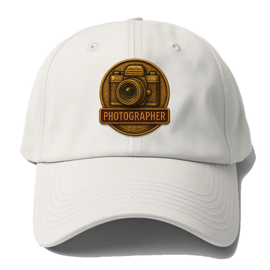 Camera with vintage lens - photographer badge - Baseball Cap - Off White