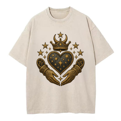 Weathered antique brass crown above a hammered gunmetal heart framed by ivy-woven - Vintage T-shirt - Off White