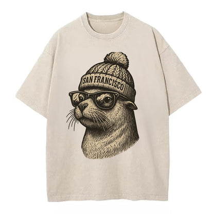 San Francisco Sea Lion wearing San Francisco beanie with pom pom and wayfarer - Vintage T-shirt - Off White