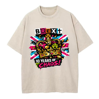 BROKEN CROWN | Shattered British crown | Gold fragments scattered | Power - Vintage T-shirt - Off White