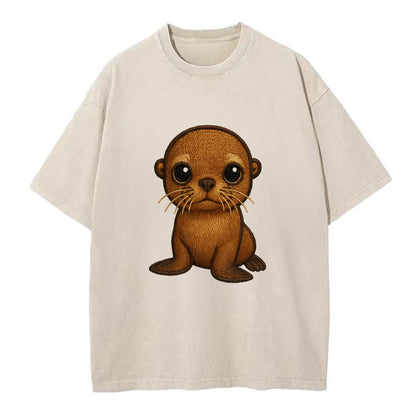 Baby California Sea Lion - golden brown, large expressive eyes, whiskers, - Vintage T-shirt - Off White