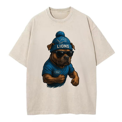 Detroit Pitbull wearing Lions beanie with auto patch and wayfarer sunglasses - Vintage T-shirt - Off White