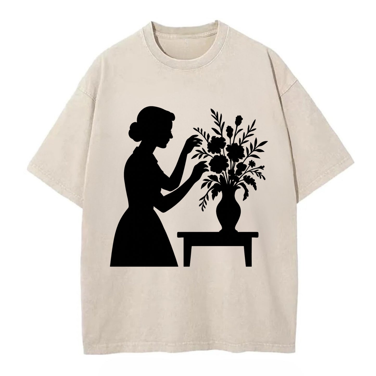 Florist arranging dramatic bouquet - Vintage T-shirt - Off White