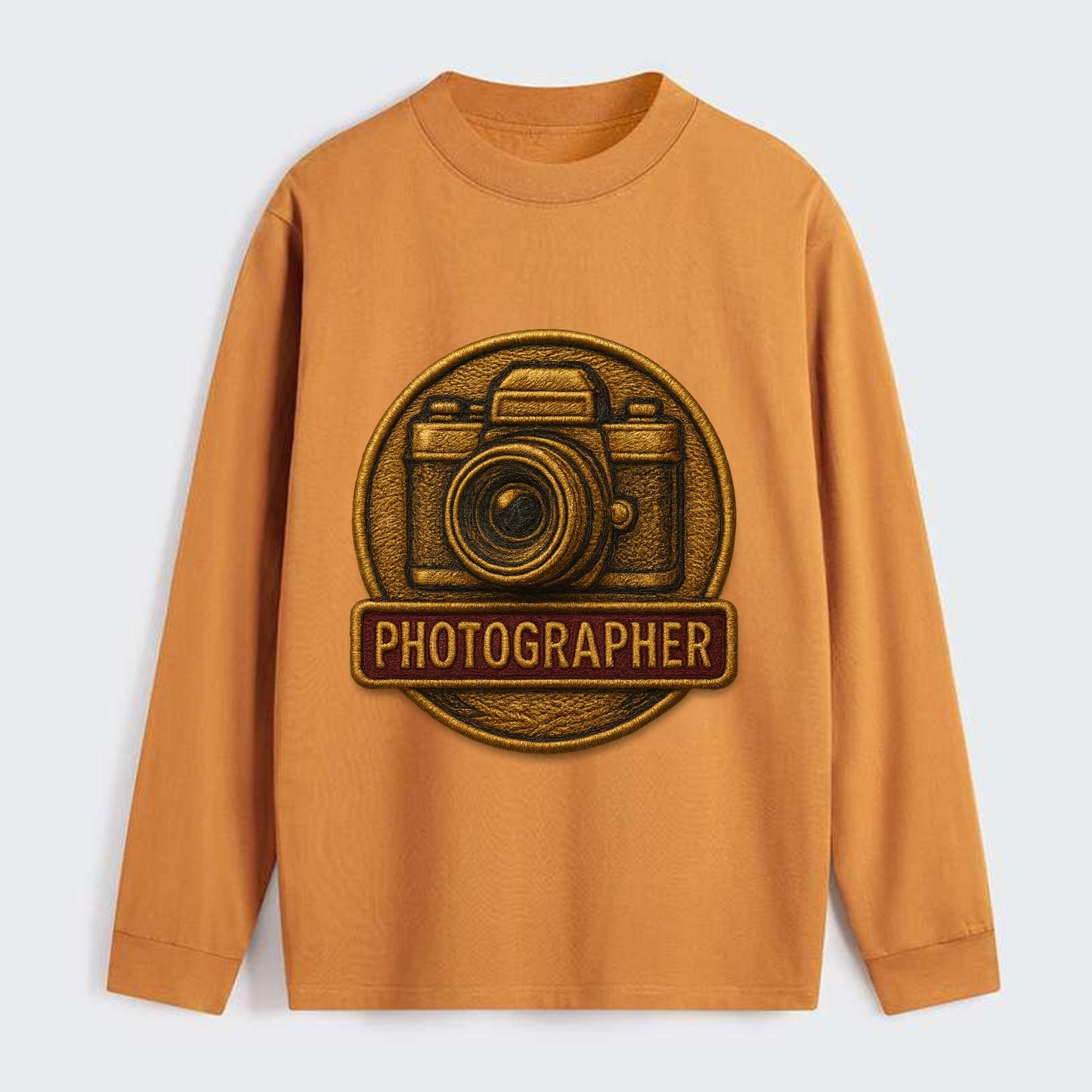 Camera with vintage lens - photographer badge - Classic Long Sleeve Shirt - Orange