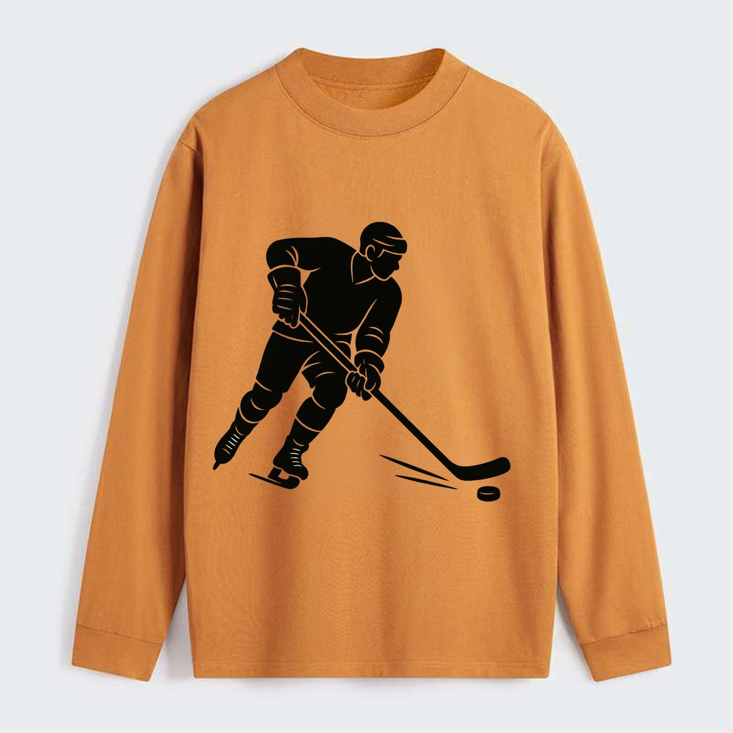 Ice hockey player shooting puck - Classic Long Sleeve Shirt - Orange