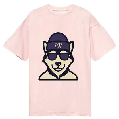 Seattle Husky wearing Washington beanie with W patch - Classic T-shirt - Pink