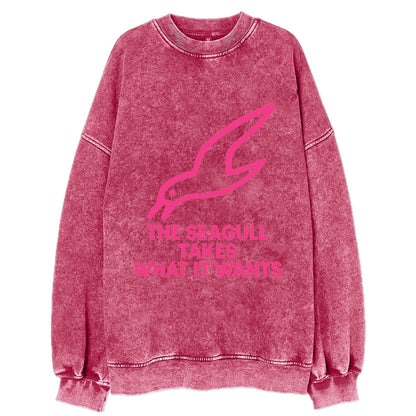 THE SEAGULL TAKES WHAT IT WANTS | Aggressive seagull diving down - Vintage Sweatshirt - Pink