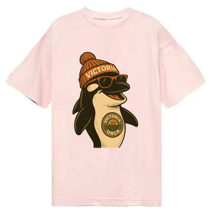 Victoria Orca wearing Victoria beanie wi - Classic T-shirt - Pink
