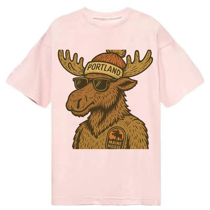 Maine Moose wearing Portland beanie with pom pom and wayfarer sunglasses - Classic T-shirt - Pink