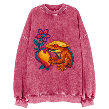 Crested Gecko - Vintage Sweatshirt - Pink