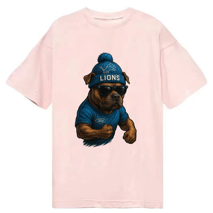 Detroit Pitbull wearing Lions beanie with auto patch and wayfarer sunglasses - Classic T-shirt - Pink