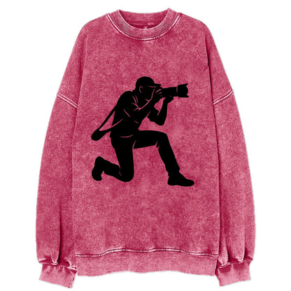 Photographer capturing perfect shot - Vintage Sweatshirt - Pink