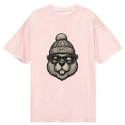 New York Beaver wearing NYC beanie with pom pom and wayfarer sunglasses - Classic T-shirt - Pink
