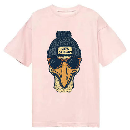 New Orleans Pelican wearing New Orleans beanie with pom pom and wayfarer - Classic T-shirt - Pink