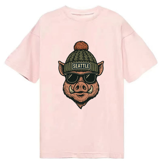Washington Hog wearing Seattle beanie with pom pom and wayfarer sunglasses - Classic T-shirt - Pink