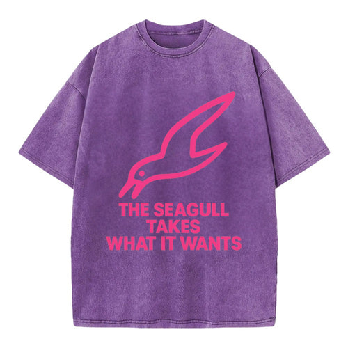 THE SEAGULL TAKES WHAT IT WANTS | Aggressive seagull diving down - Vintage T-shirt