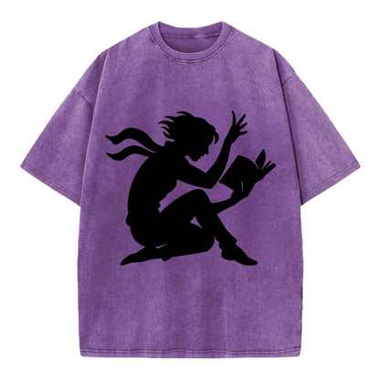 Reader lost in book moment - Vintage T-shirt - Purple