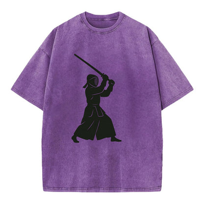Kendo swordsman in striking stance - Vintage T-shirt - Purple