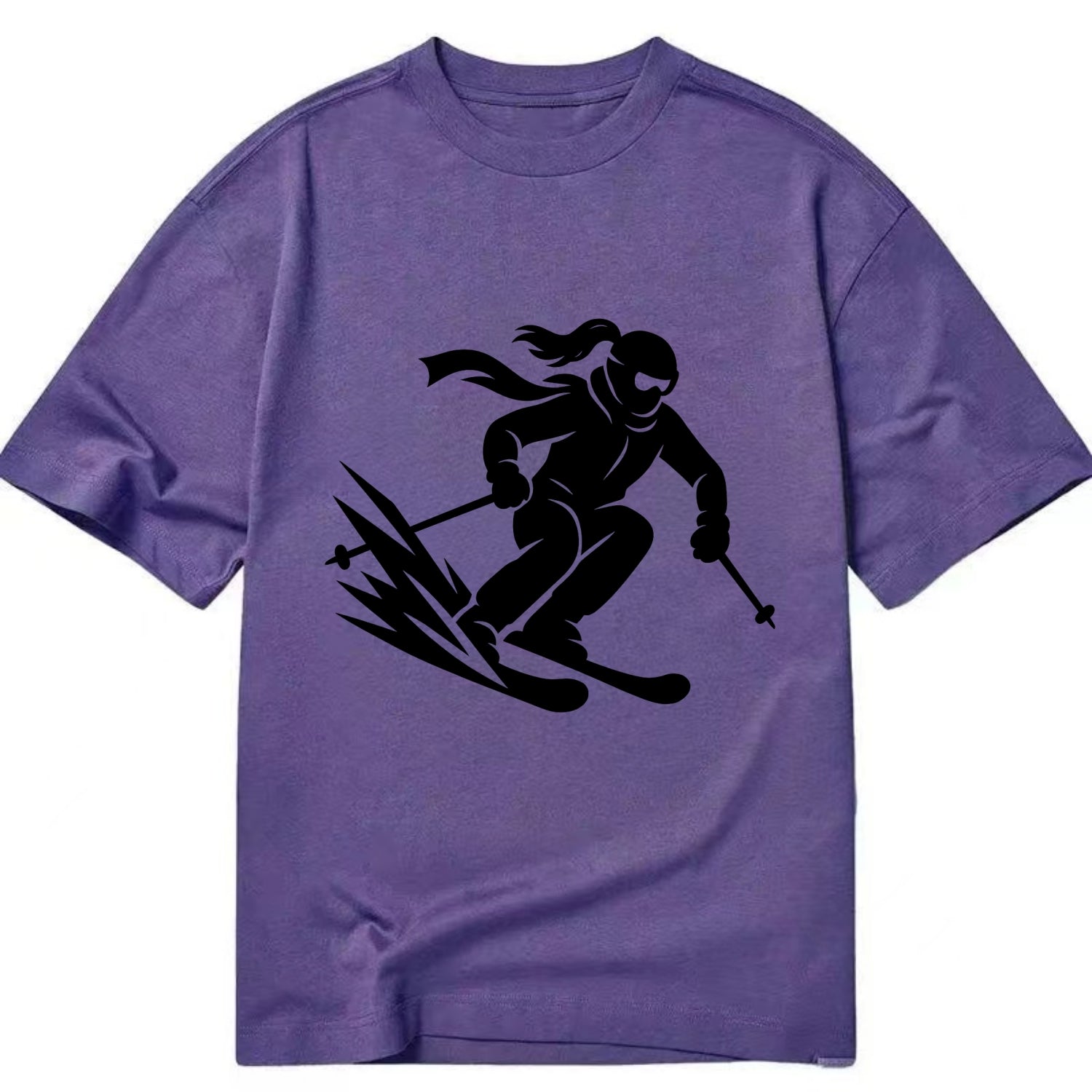 Skier carving down snowy slope - Classic T-shirt - Purple