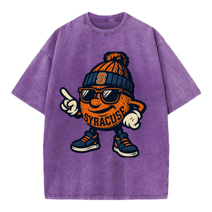 Syracuse Orange wearing Syracuse beanie with S patch - Vintage T-shirt - Purple