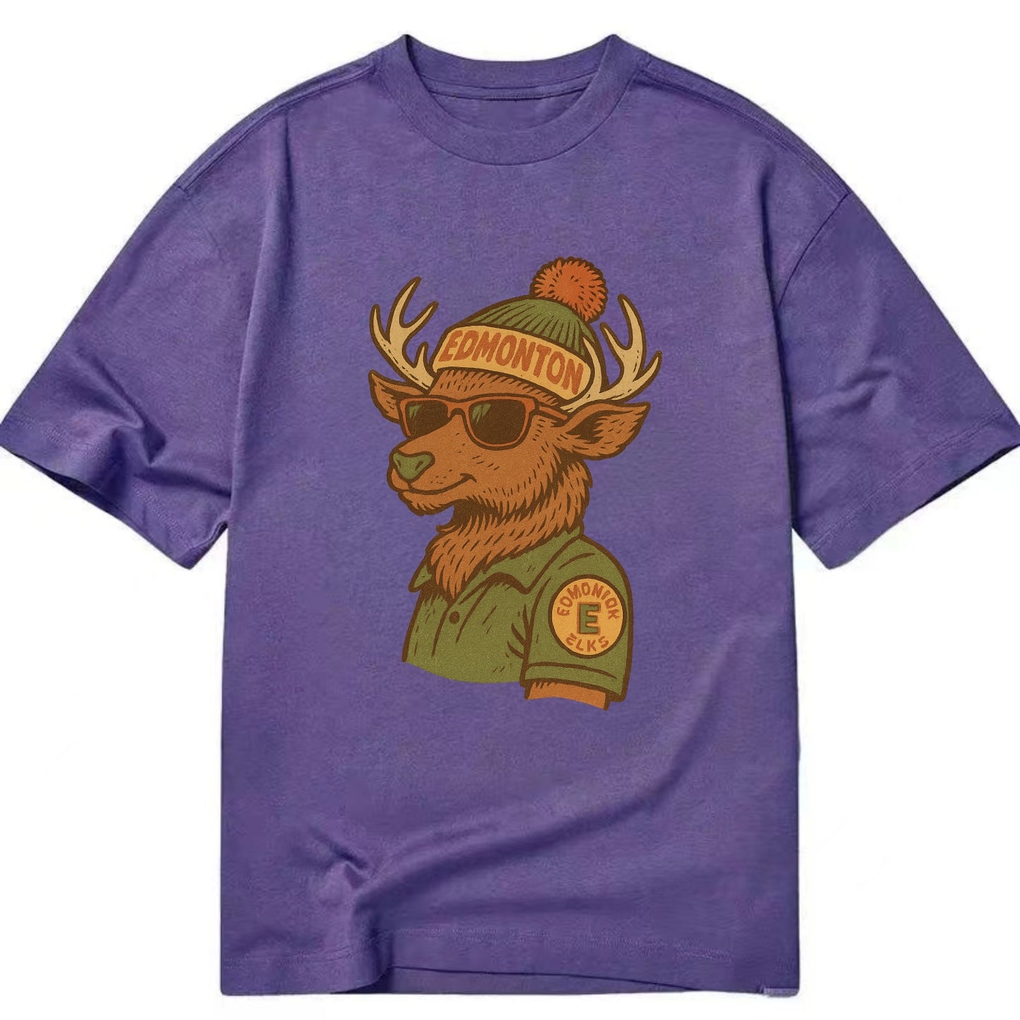 Edmonton Elk wearing Edmonton beanie wit - Classic T-shirt - Purple