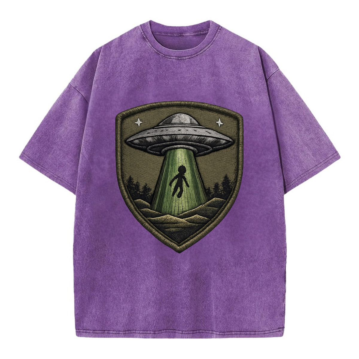 UFO ALIEN - flying saucer with beam in silver and green , extraterrestrial - Vintage T-shirt - Purple
