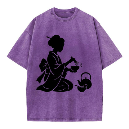 Geisha traditional tea ceremony - Vintage T-shirt - Purple