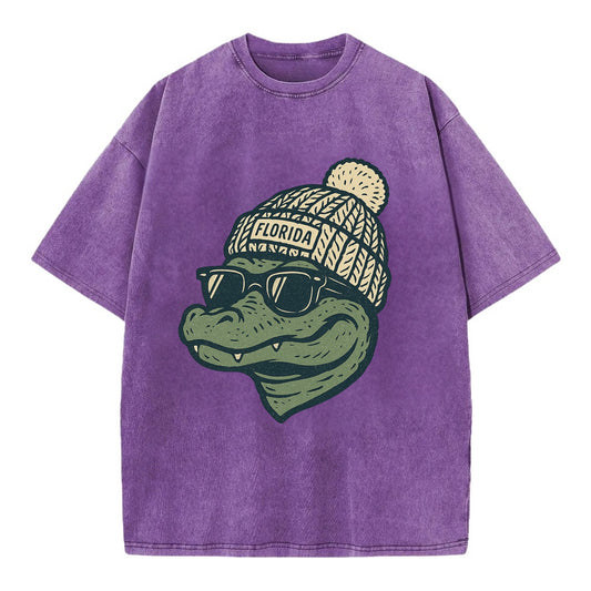 Gainesville Gator wearing Florida beanie - Vintage T-shirt - Purple