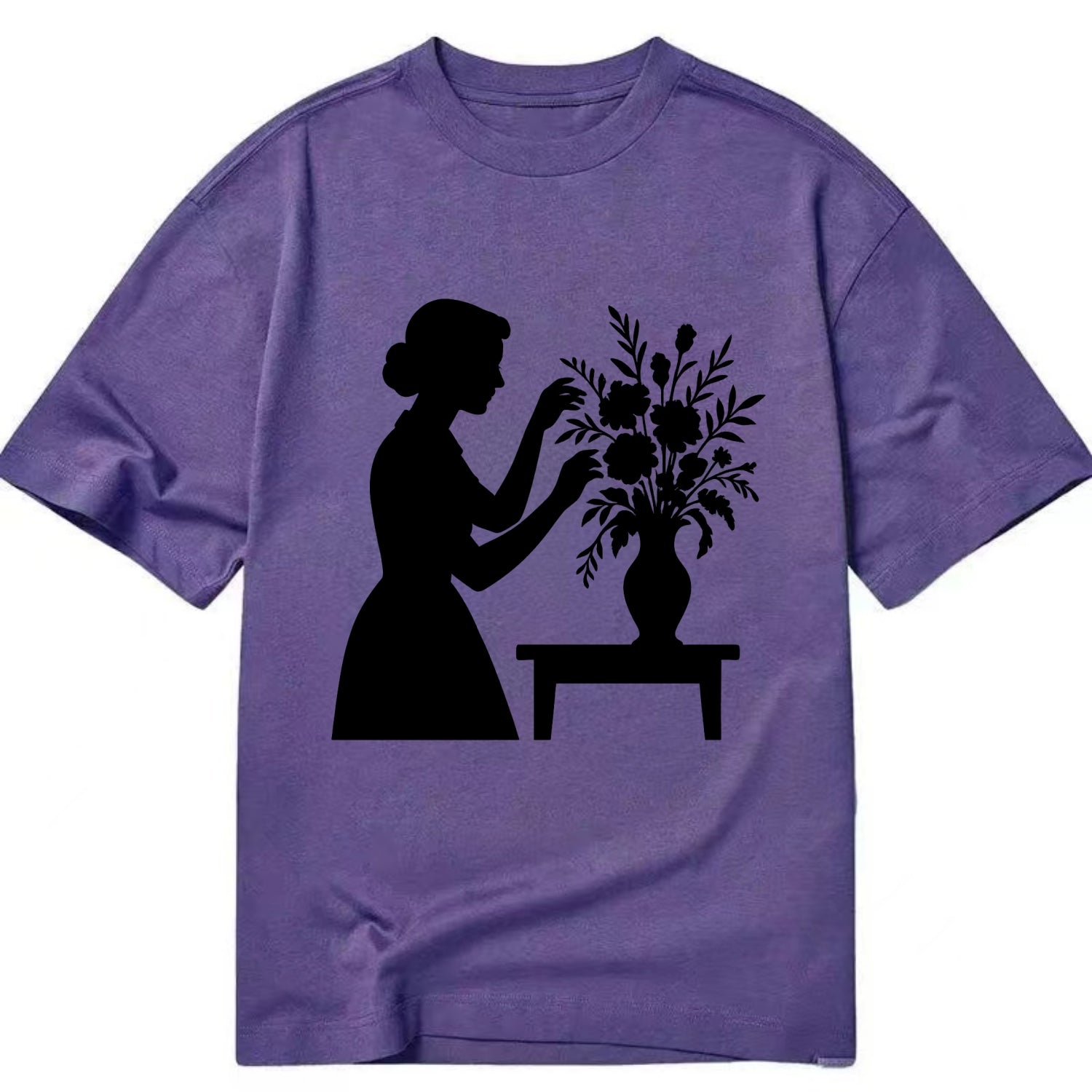 Florist arranging dramatic bouquet - Classic T-shirt - Purple
