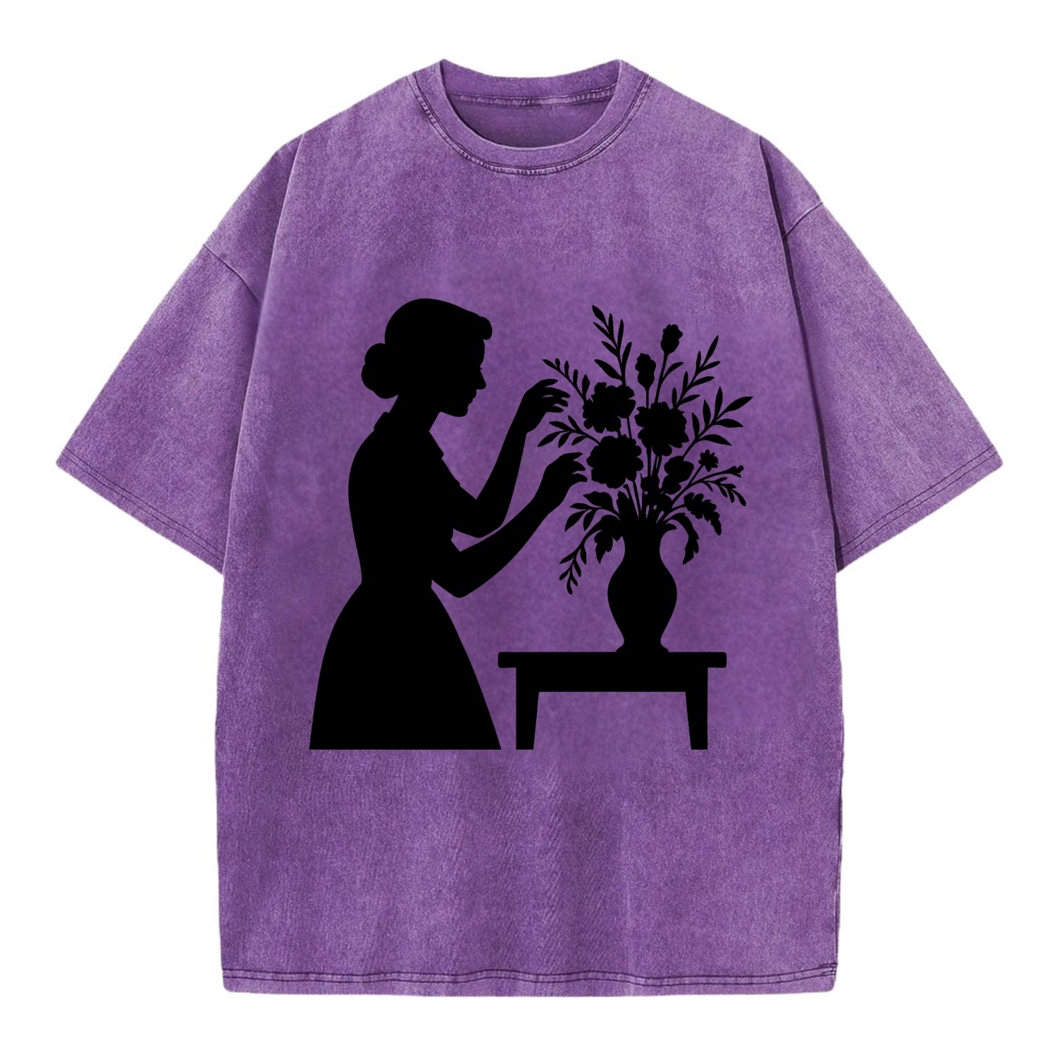 Florist arranging dramatic bouquet - Vintage T-shirt - Purple