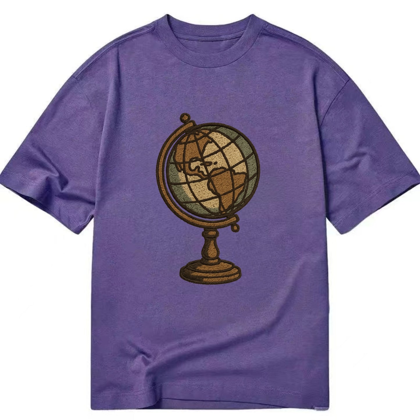 Globe  - Classic T-shirt - Purple
