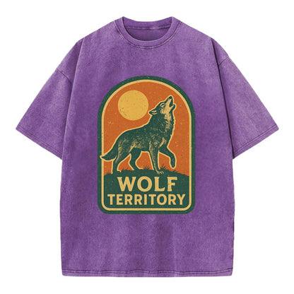Wolf Territory Marking  - Vintage T-shirt - Purple