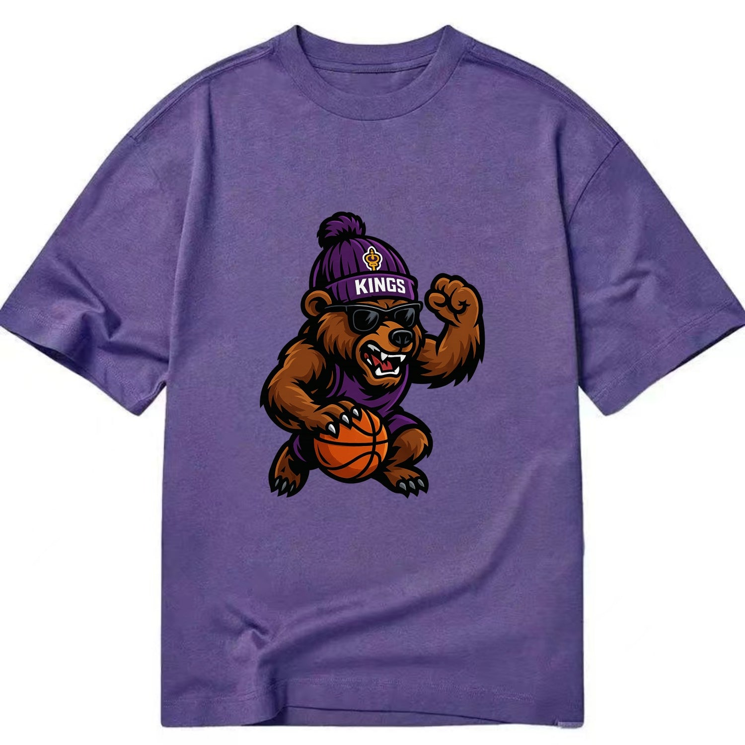 California Grizzly wearing Kings beanie with royal scepter patch and wayfarer - Classic T-shirt - Purple