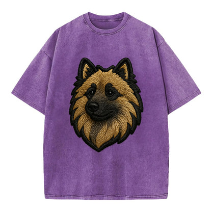Keeshond - Contemporary spitz logo with - Vintage T-shirt - Purple