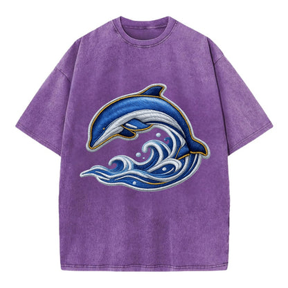 Embroidered patch design - SWIMMING DOLPHIN - diving dolphin with waves in blue - Vintage T-shirt - Purple