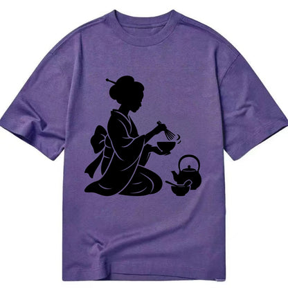 Geisha traditional tea ceremony - Classic T-shirt - Purple