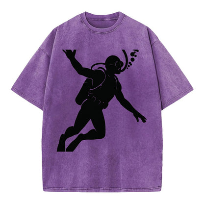 Scuba diver descending with gear - Vintage T-shirt - Purple