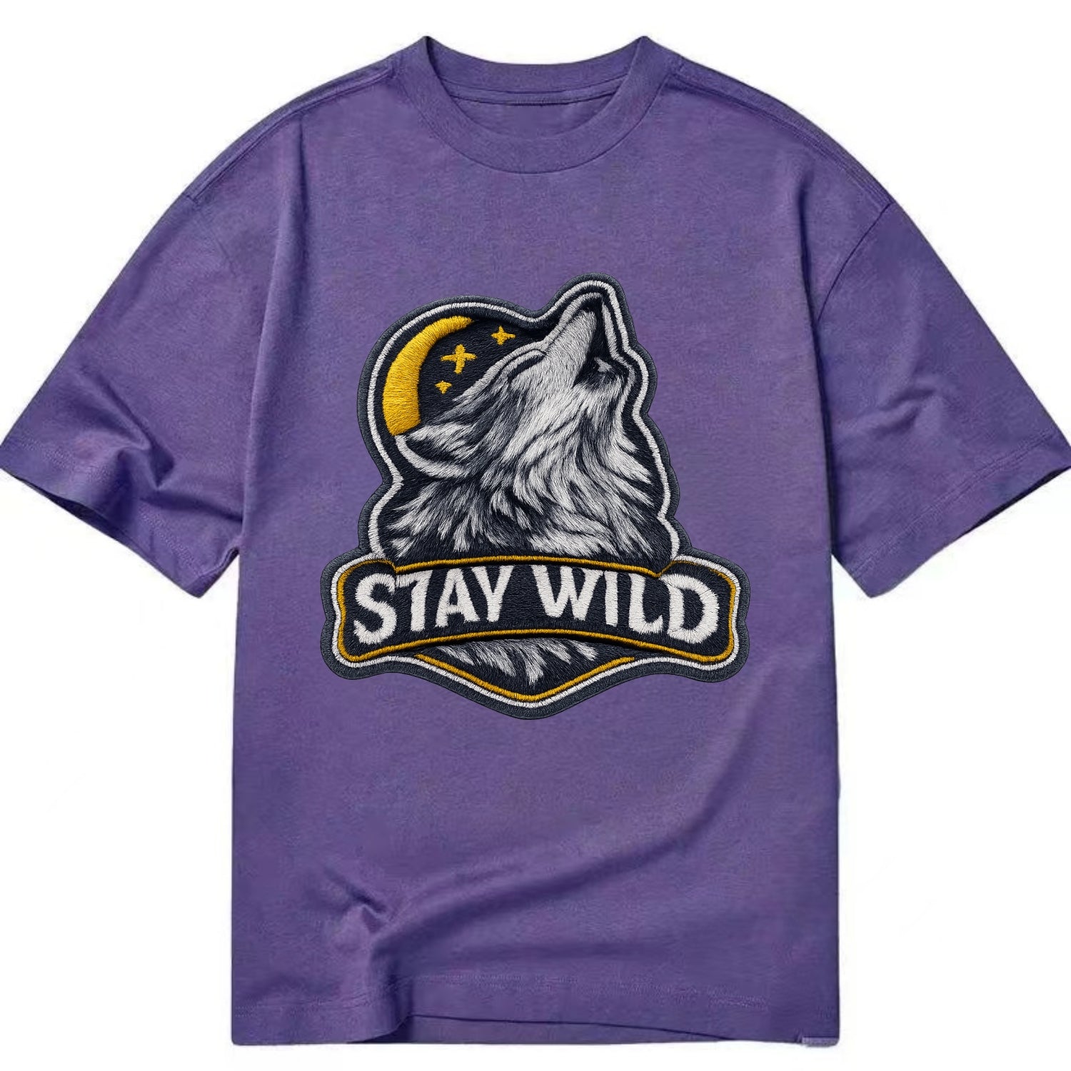 STAY WILD - wolf with text in gray , free spirit - Classic T-shirt - Purple