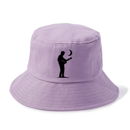 Guitarist playing acoustic under moonlight - Bucket Hat - Purple