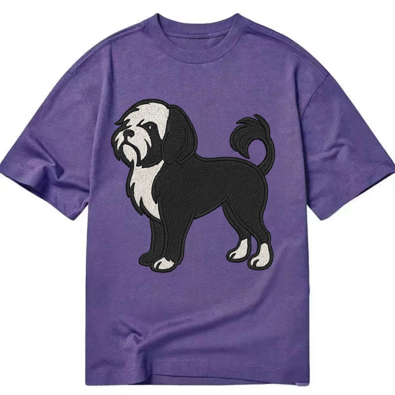 Löwchen - Black and white lion trim embr - Classic T-shirt - Purple
