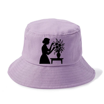 Florist arranging dramatic bouquet - Bucket Hat - Purple