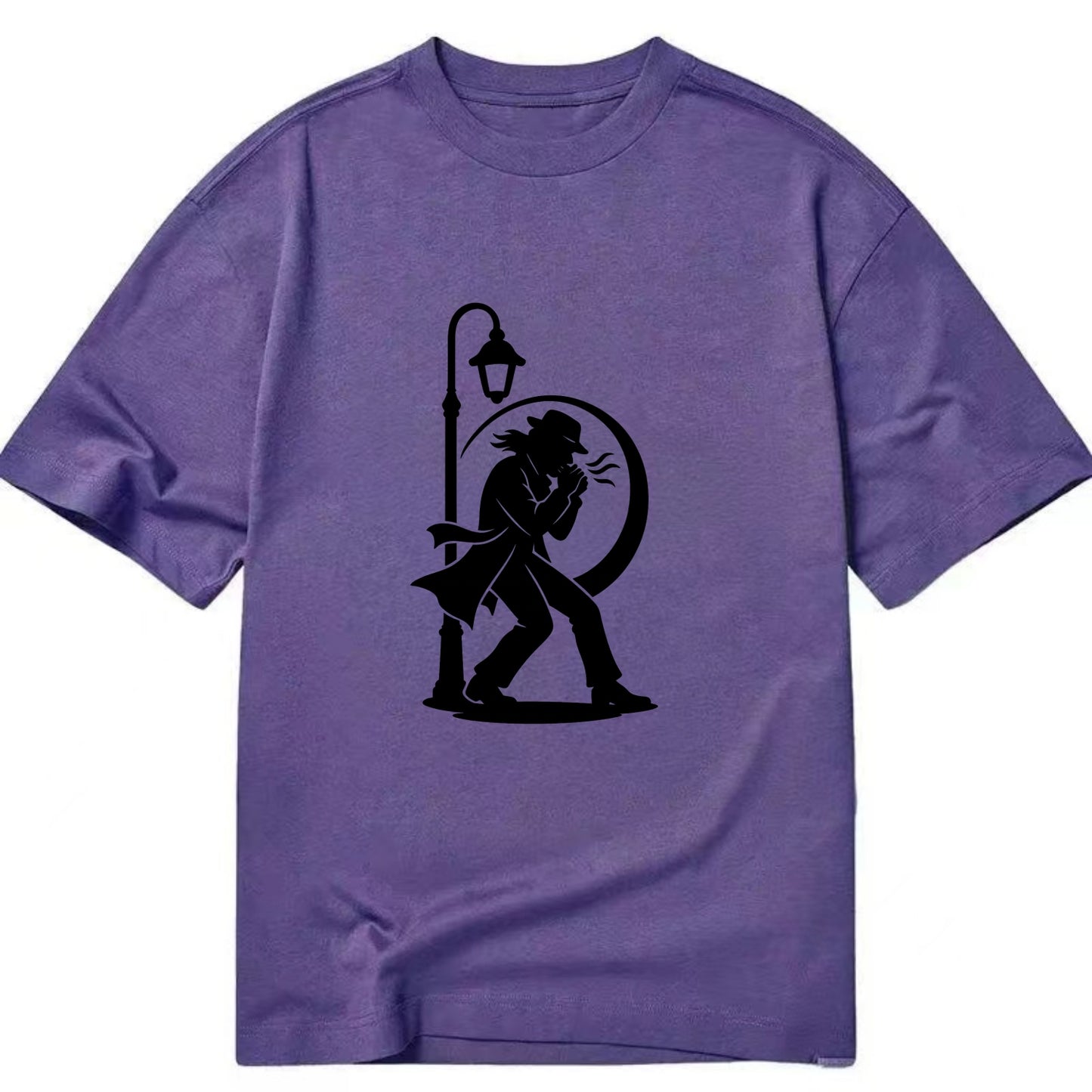 Blues harmonica player under streetlight - Classic T-shirt - Purple