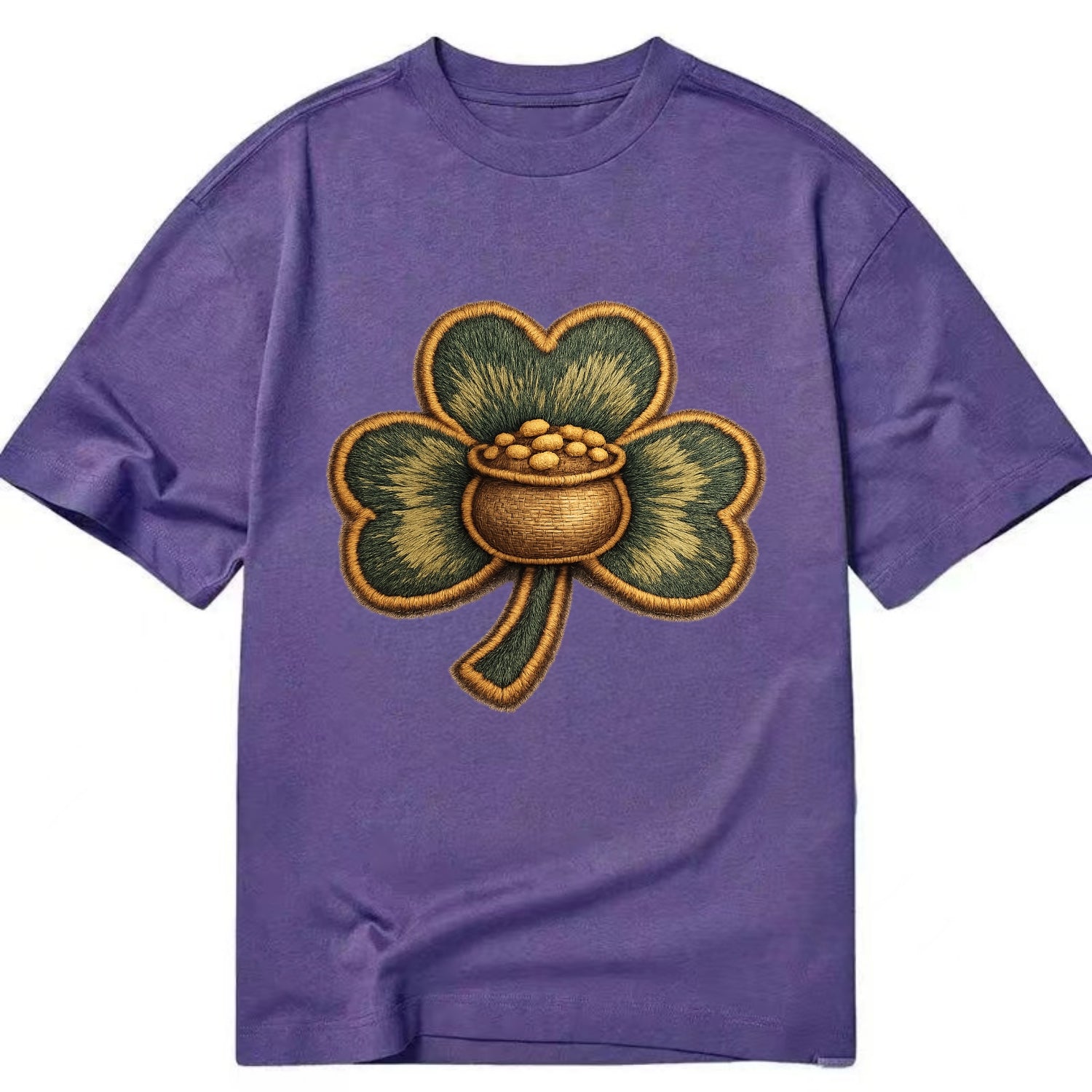 ST PATRICKS CLOVER - lucky clover with gold in green and gold , Irish luck - Classic T-shirt - Purple