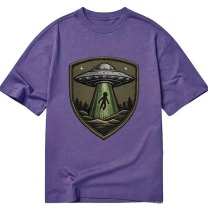 UFO ALIEN - flying saucer with beam in silver and green , extraterrestrial - Classic T-shirt - Purple