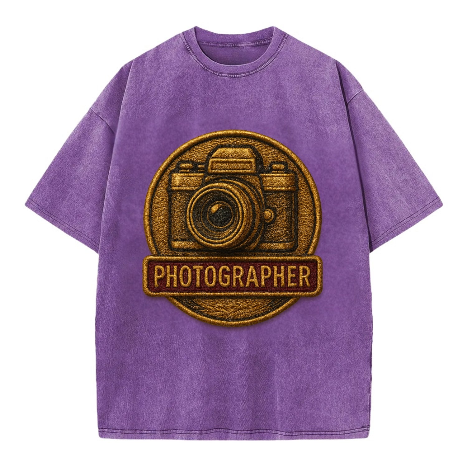 Camera with vintage lens - photographer badge - Vintage T-shirt - Purple