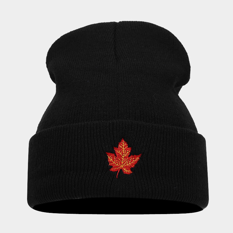Red Maple Leaf Knit Beanie: Street Style Warm Hat