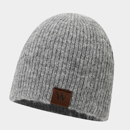 Retro Stripe Knit Beanie - Cozy & Stylish Winter Hat